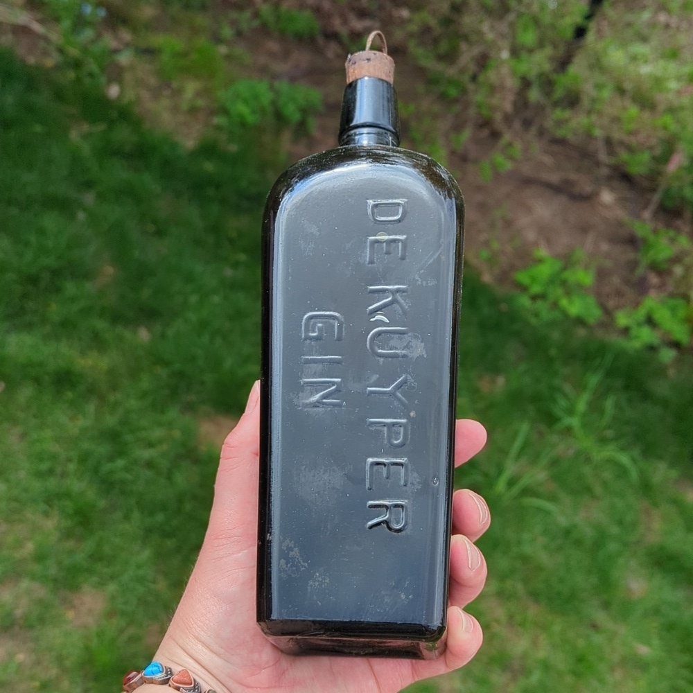 John de Kuyper & Son Gin Bottle